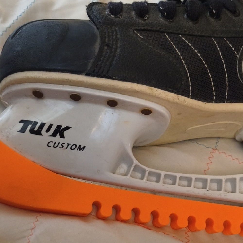 Nike Ignite 6 Tuik Custom Hockey Skates Size Ii US or 290mm Used.